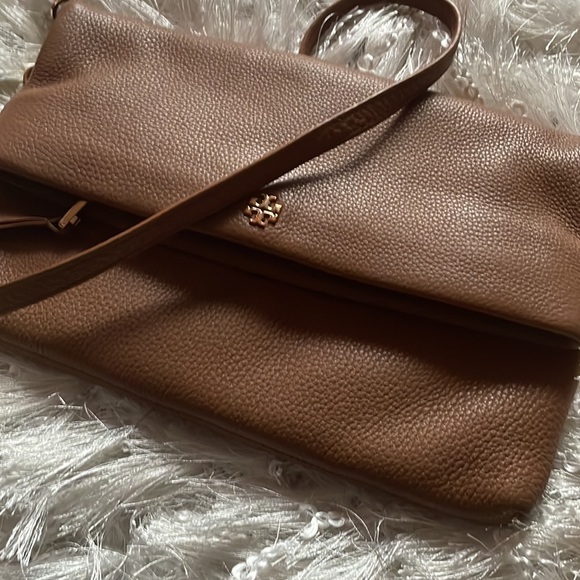 TORY BURCH LEATHER CHAIN DETAIL SHOULDER BAG - Picture 3 of 11